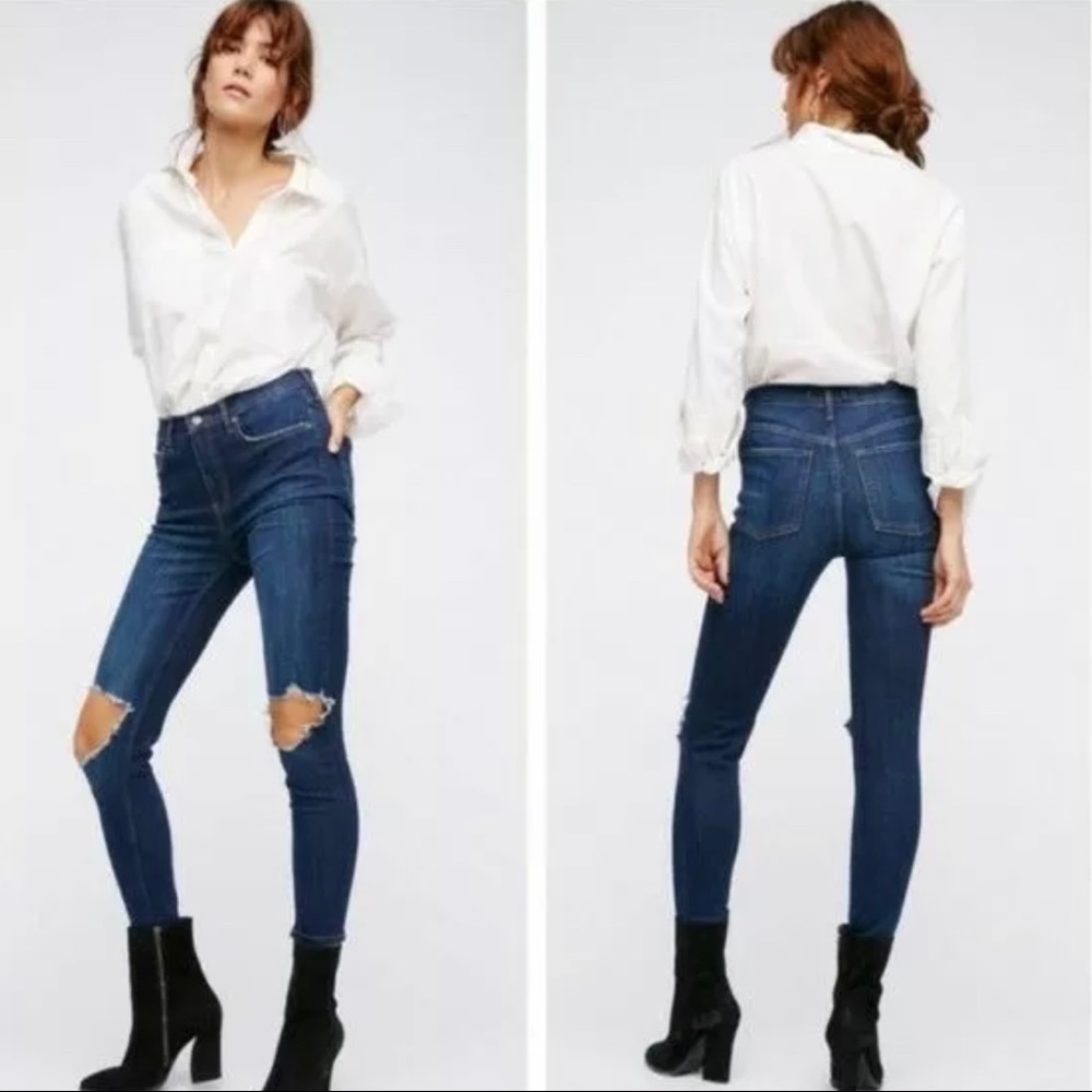 Free People ❤️ Busted Knee Skinny Jeans ❤️ Size 28